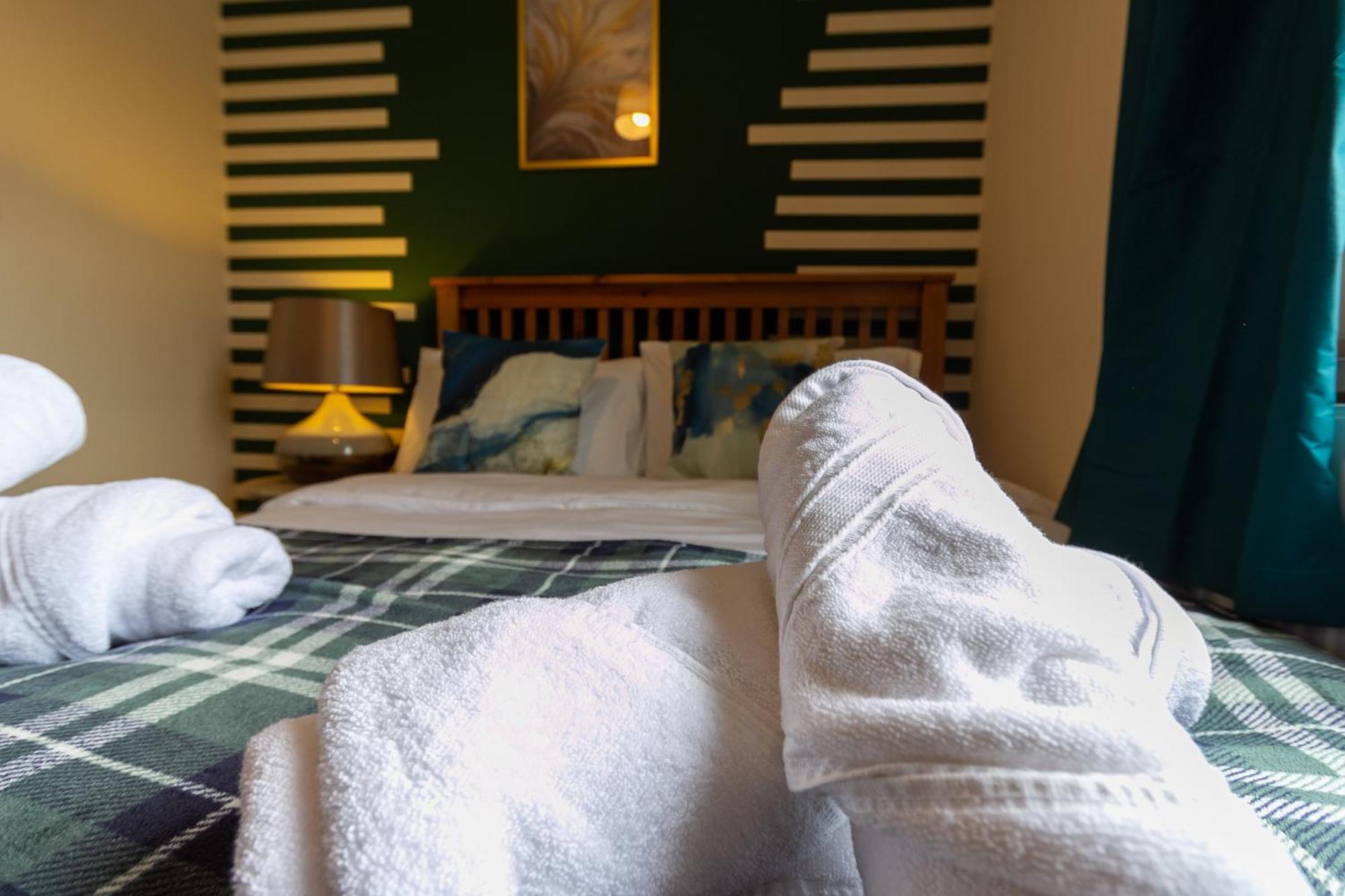 コヴェントリーBathway House - Free Secured Parking And Wifiアパートメント エクステリア 写真