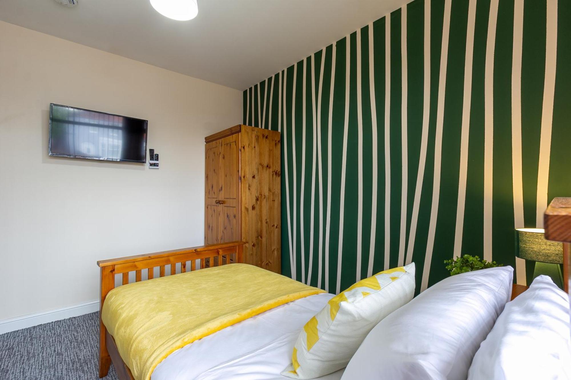 コヴェントリーBathway House - Free Secured Parking And Wifiアパートメント エクステリア 写真